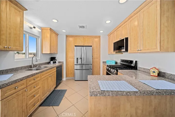 1579 Monte Vista Avenue, Rosamond, California 93560