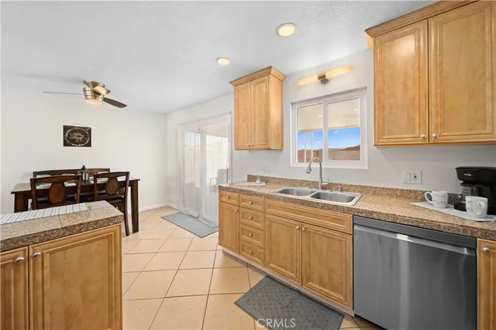 1579 Monte Vista Avenue, Rosamond, California 93560