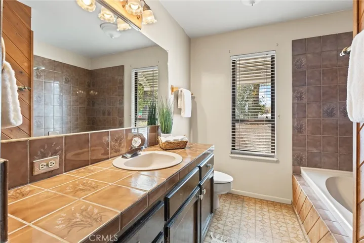 13590 S Park Drive, Magalia, California 95954