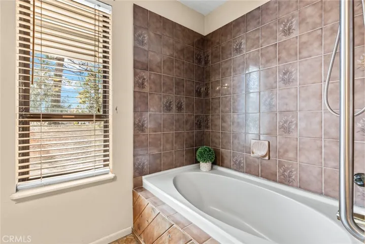 13590 S Park Drive, Magalia, California 95954