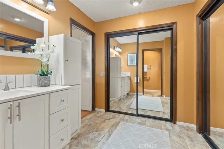 13590 S Park Drive, Magalia, California 95954