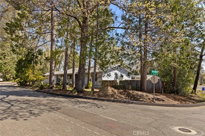 13590 S Park Drive, Magalia, California 95954