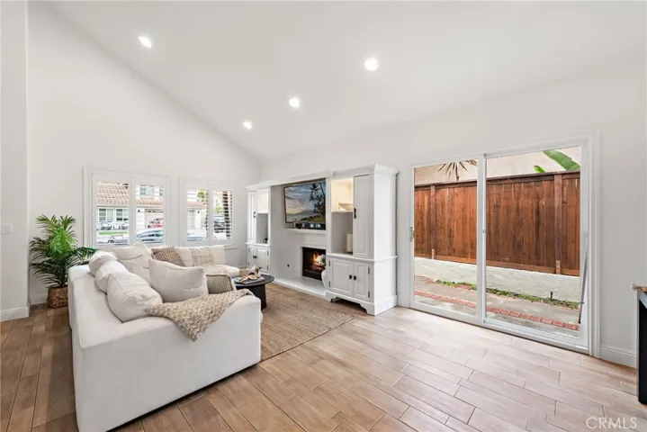 8 Via Bellorita, Rancho Santa Margarita, California 92688