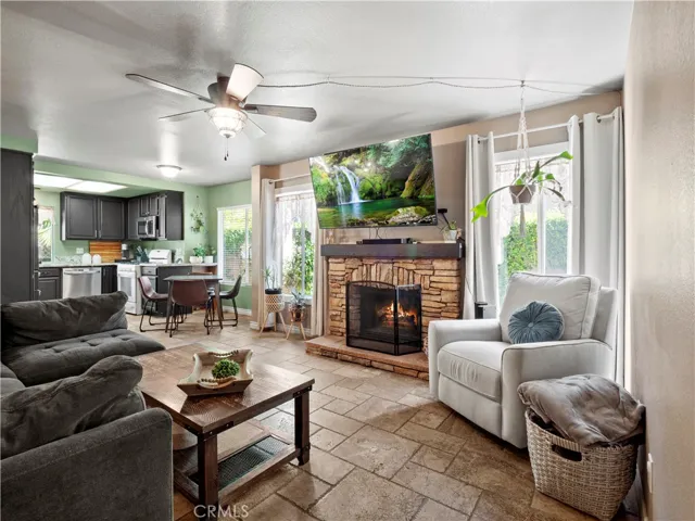 21741 Jeffers Lane, Saugus, California 91350