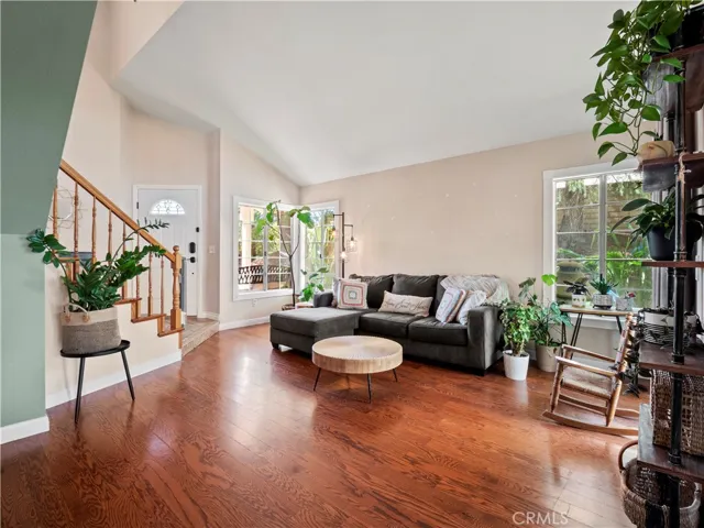 21741 Jeffers Lane, Saugus, California 91350