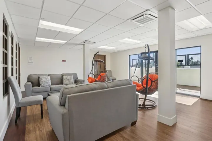 1368 El Camino Real 412, Santa Clara, California 95050