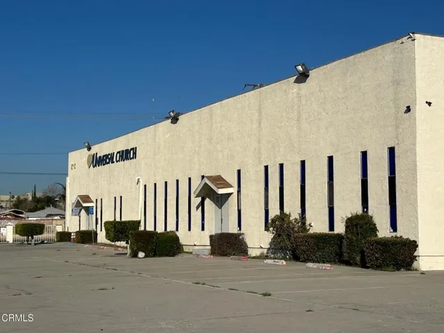 Exterior Photos