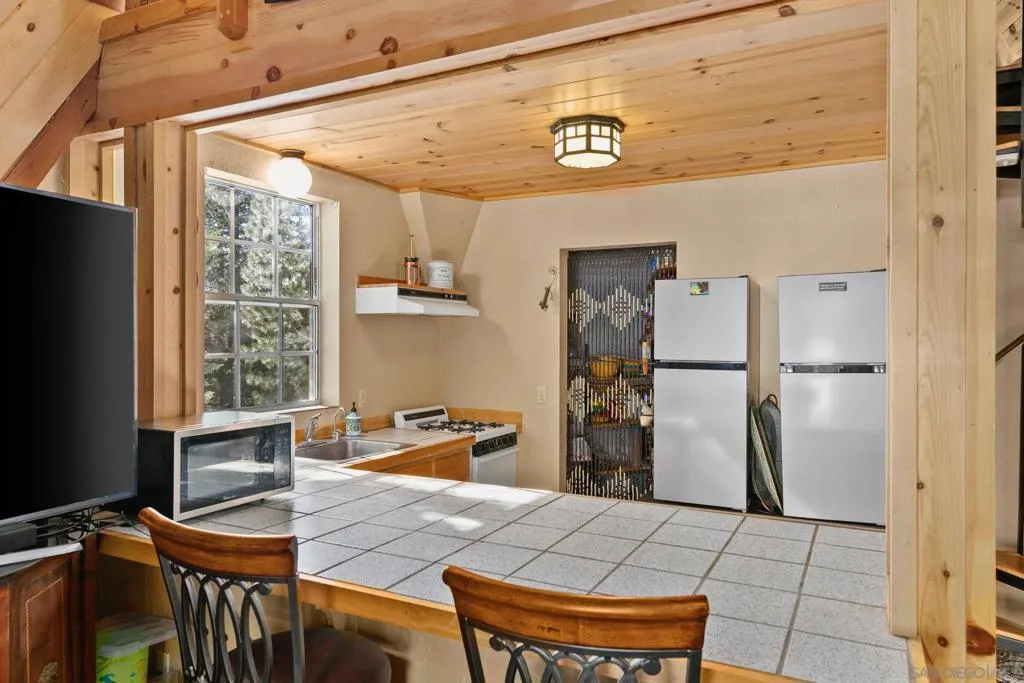 53150 4s02 53150-4s02, Idyllwild, California 92549 home-pic-8