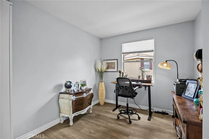 2nd bedroom