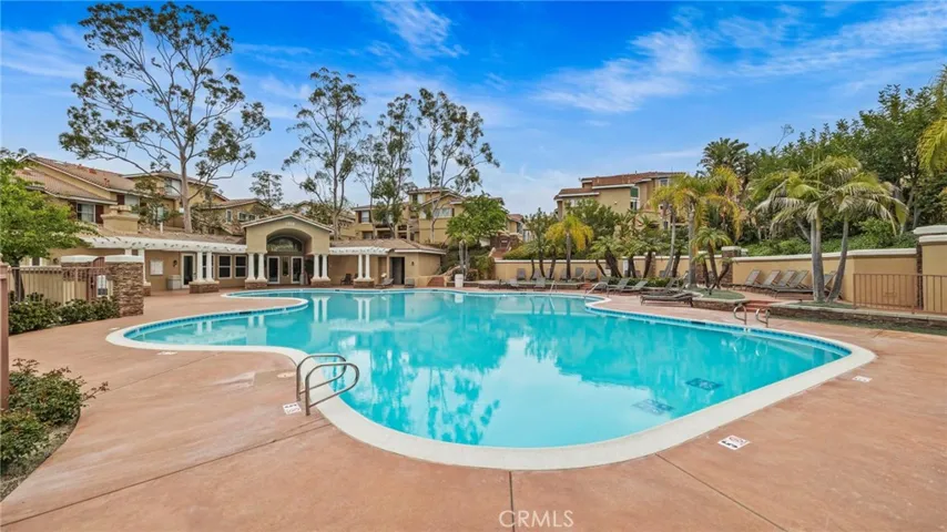 Clubhouse, pool, spa, workout room