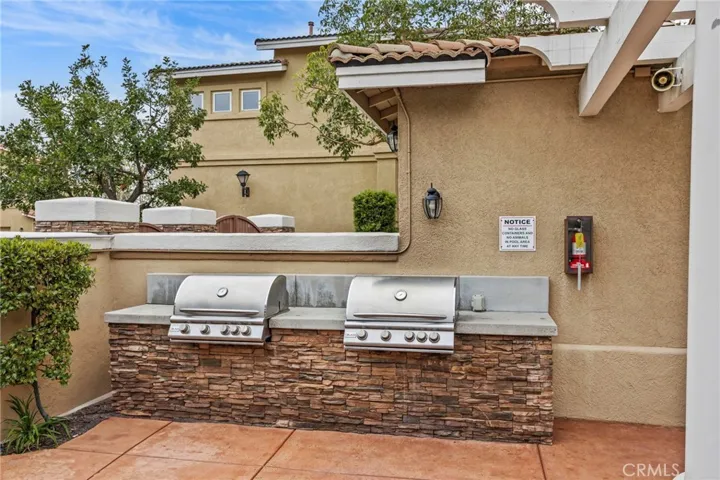 Bbq cooking areas