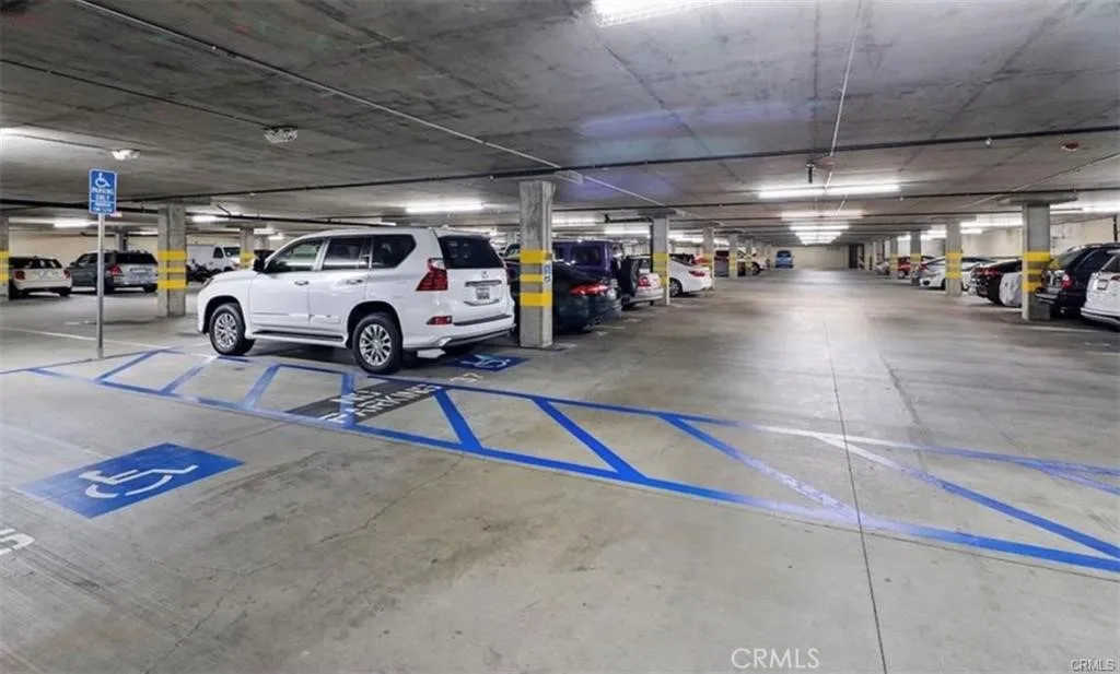 133 The Promenade N 317, Long Beach, California 90802 home-pic-30