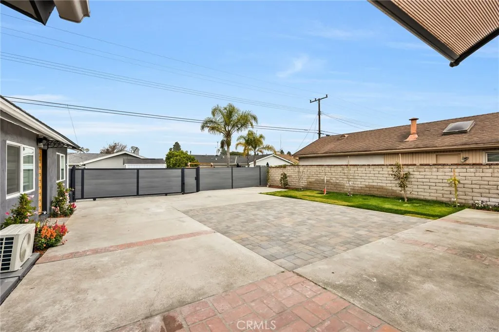 5591 Heil Avenue, Huntington Beach, California 92649 home-pic-43