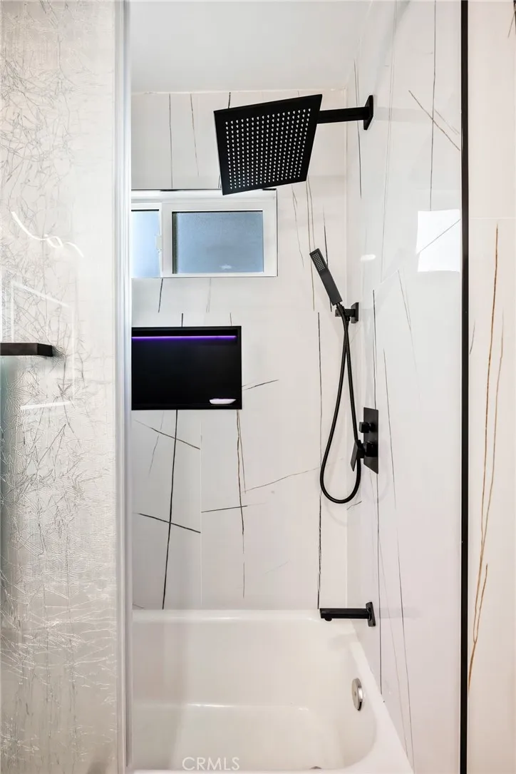 5591 Heil Avenue, Huntington Beach, California 92649 home-pic-12