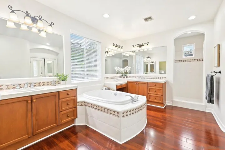 11781 Treadwell Dr, Poway, California 92064