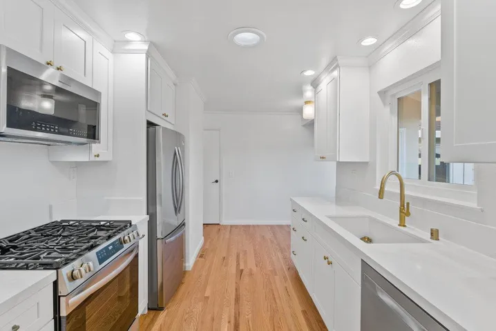 115 Crestview Terrace, Santa Cruz, California 95060