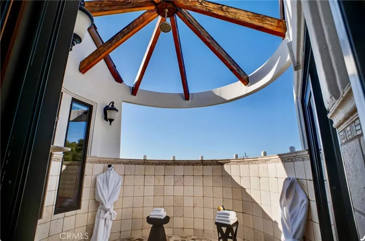 Outdoor shower with Mountain View’s