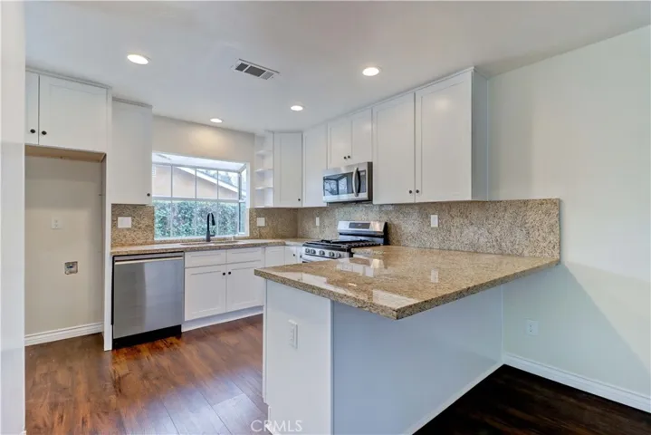 1848 N Mountain Avenue, Claremont, California 91711