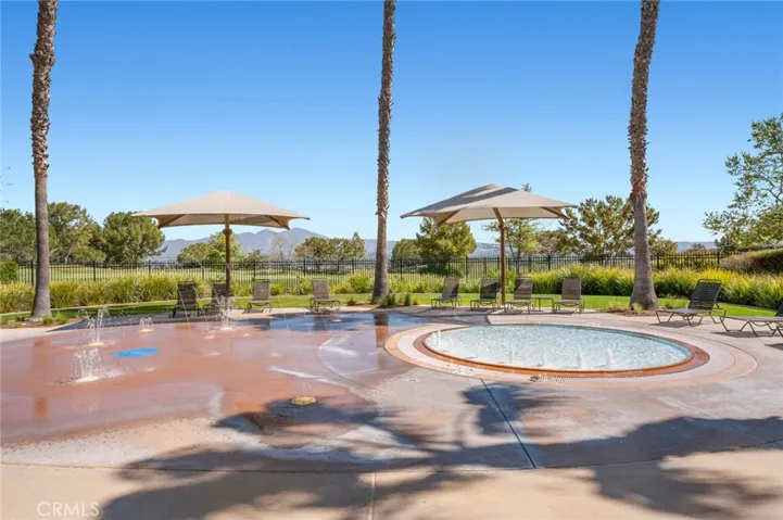 Aquatic center splash pad area