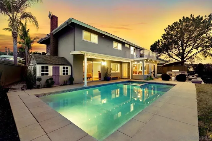 768 Sonrisa Street, Solana Beach, California 92075