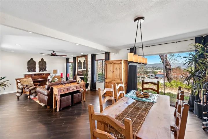 The large living and dining room which showcase the panoramic views.