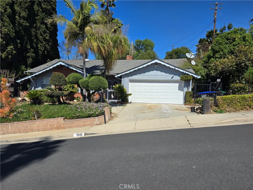 1545 Star Ridge Drive, Monterey Park, California 91754, 2 Bedrooms Bedrooms, ,1 BathroomBathrooms,Residential,For Sale,Star Ridge,DW25067415