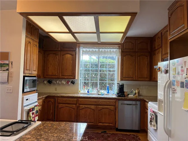 229 Avenue B, Redondo Beach, California 90277
