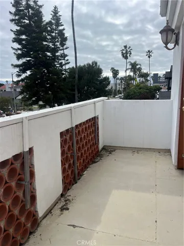 229 Avenue B, Redondo Beach, California 90277
