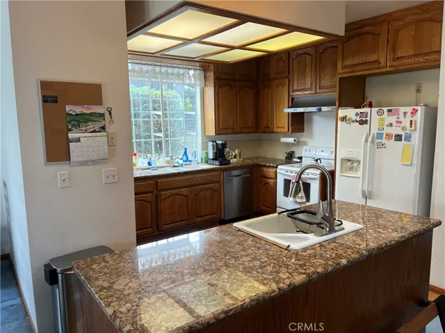 229 Avenue B, Redondo Beach, California 90277