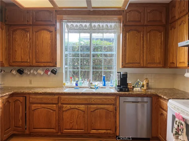 229 Avenue B, Redondo Beach, California 90277