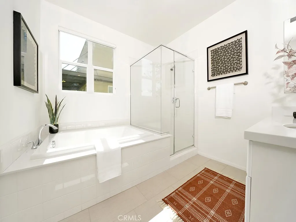 143 Fixie, Irvine, California 92618 home-pic-22