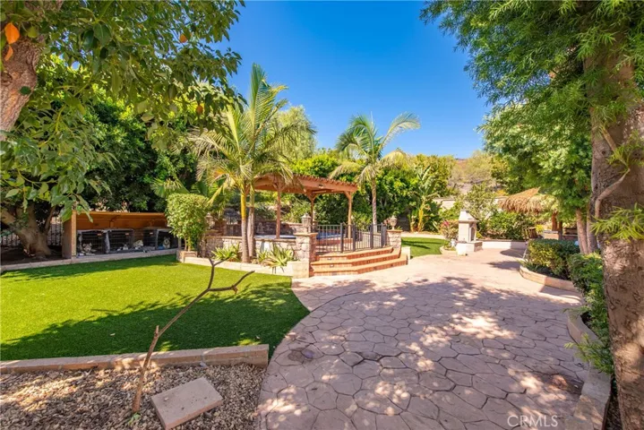 991 Clear Sky Place, Simi Valley, California 93065