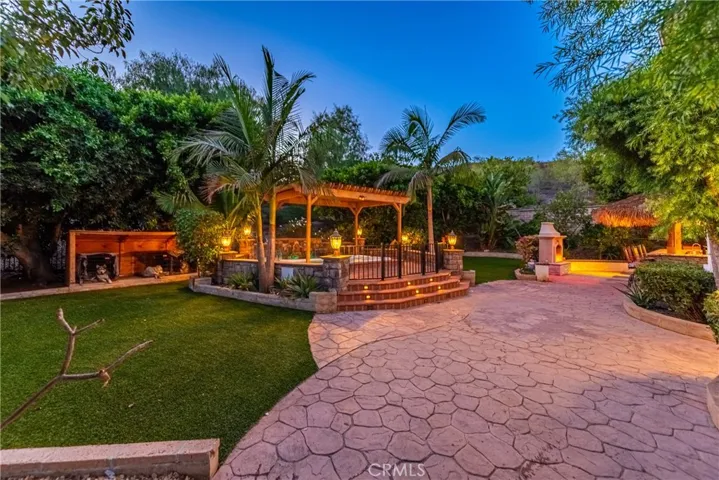 991 Clear Sky Place, Simi Valley, California 93065