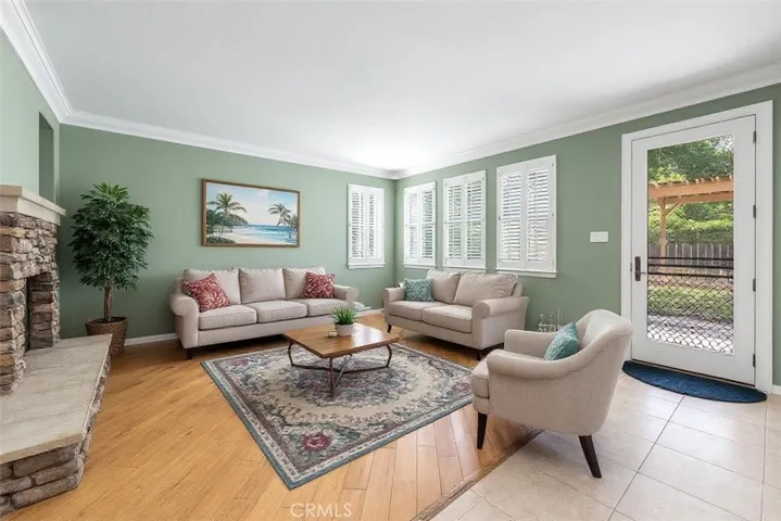 VIRTUALLY STAGED FAMILY ROOM