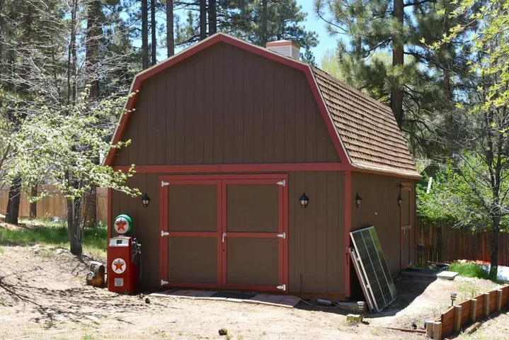 Barn.
