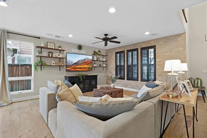 1335 S Central Pkwy, Mountain House, California 95391