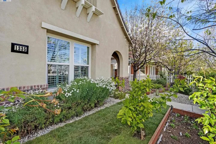 1335 S Central Pkwy, Mountain House, California 95391