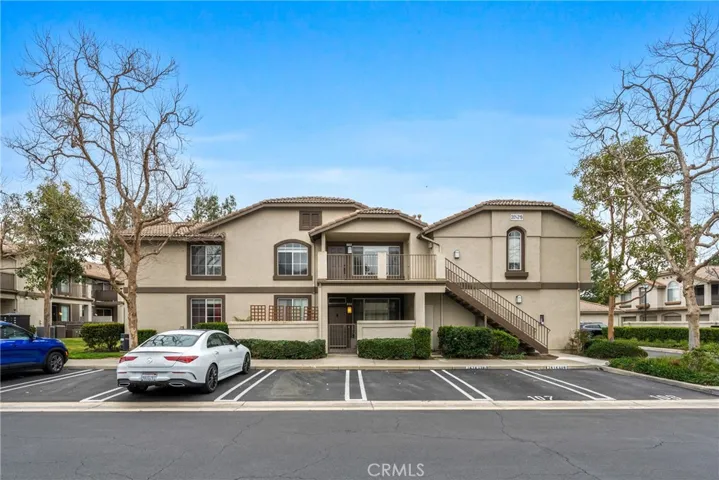 Nestled in a prime location, this home is close to top-rated schools, parks, and shopping.
