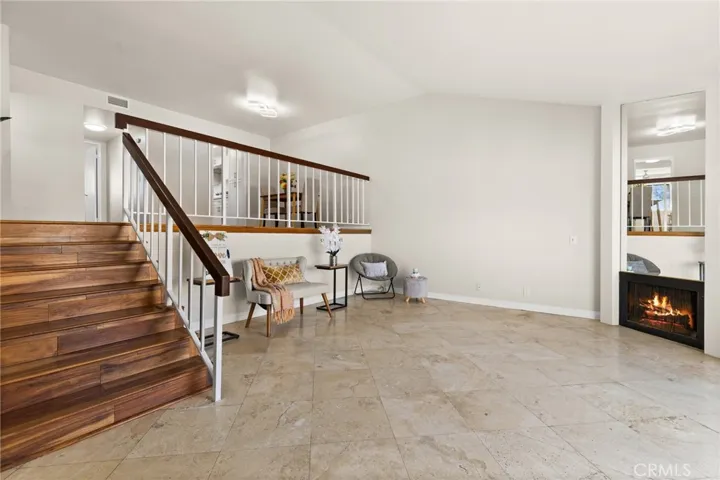 6279 Lincoln Avenue, Buena Park, California 90620