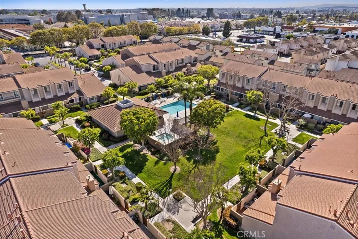 6279 Lincoln Avenue, Buena Park, California 90620