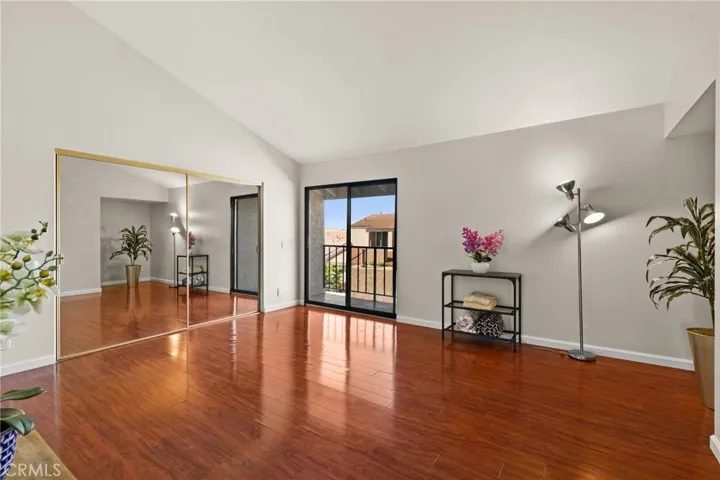6279 Lincoln Avenue, Buena Park, California 90620