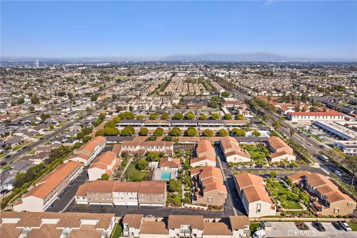 6279 Lincoln Avenue, Buena Park, California 90620