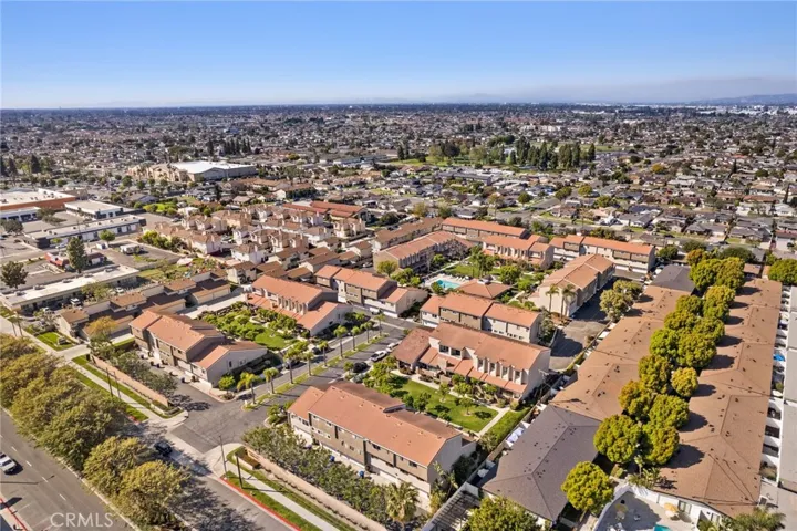 6279 Lincoln Avenue, Buena Park, California 90620