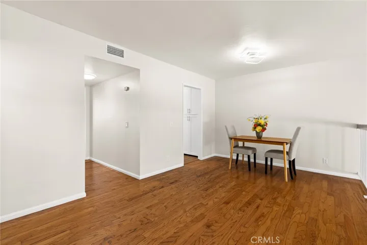 6279 Lincoln Avenue, Buena Park, California 90620