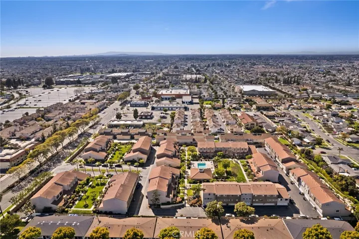 6279 Lincoln Avenue, Buena Park, California 90620