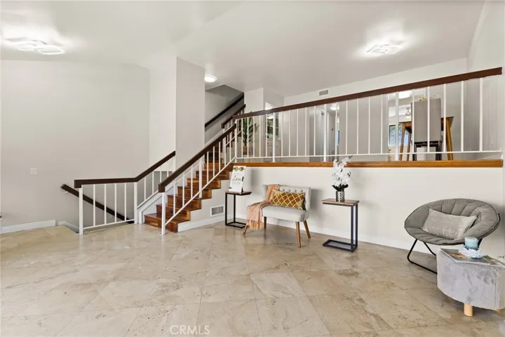 6279 Lincoln Avenue, Buena Park, California 90620