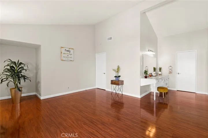 6279 Lincoln Avenue, Buena Park, California 90620