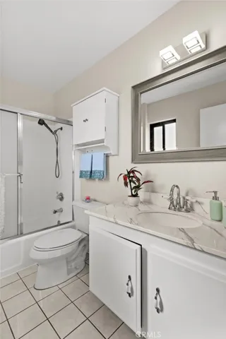 6279 Lincoln Avenue, Buena Park, California 90620