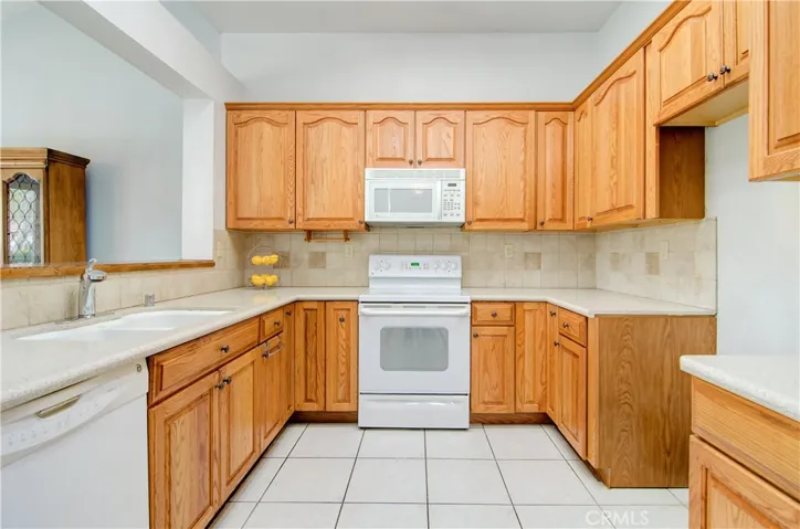 5250 Via Del Jinete, Yorba Linda, California 92887