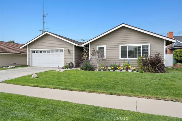 6061 Fenley Drive, Huntington Beach, California 92647